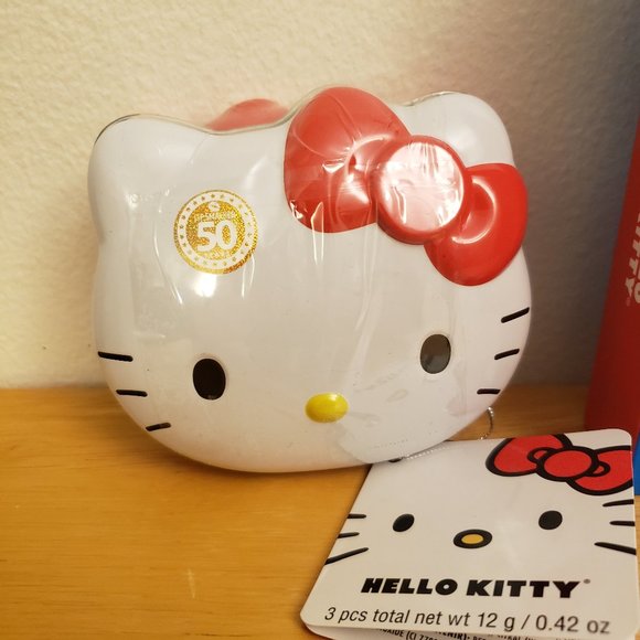 Hello Kitty Lip Smacker + Créme Shop x Hello Kitty Nail Decals & Clear Polish - Picture 2 of 12